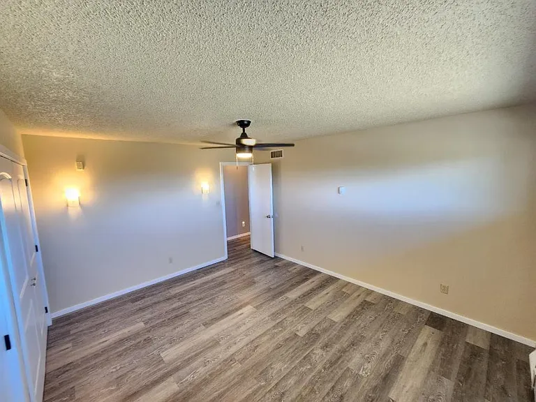 16500 Highway 14 — Photo 12