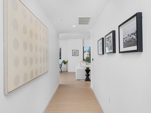 2nd image of 11055 Fruitland Dr #303