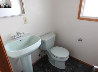 2913 Yale Dr, Anchorage, AK 99508