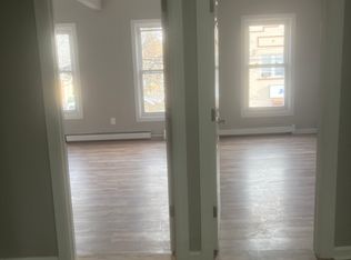 375 S 10th St FLOOR 2, Newark, NJ 07103