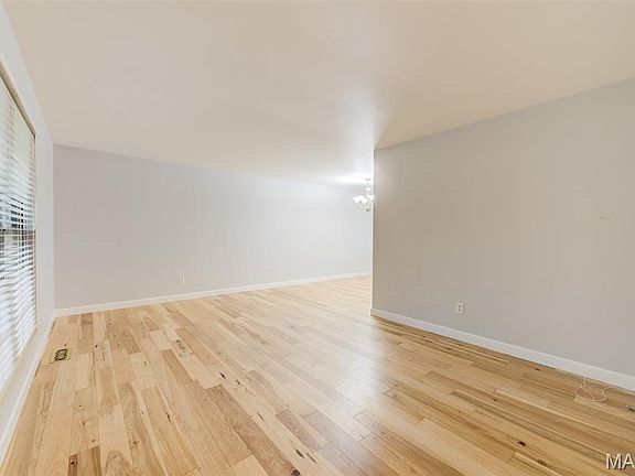 5th image of 12071 Ameling Rd