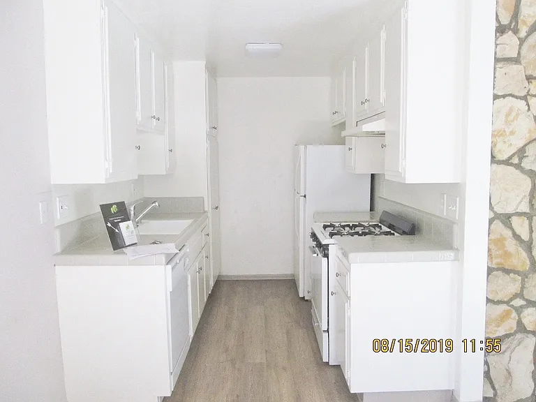 Lido Apartments - 3671 Midvale Ave — Photo 13