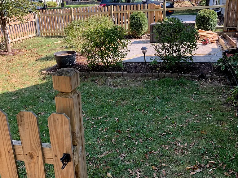 4725 Catalina St — Photo 19