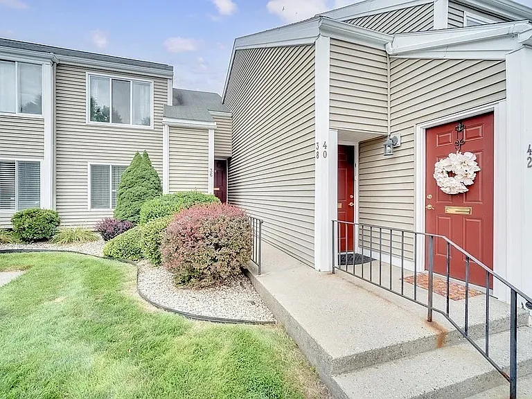38 Nassau Dr — Photo 1