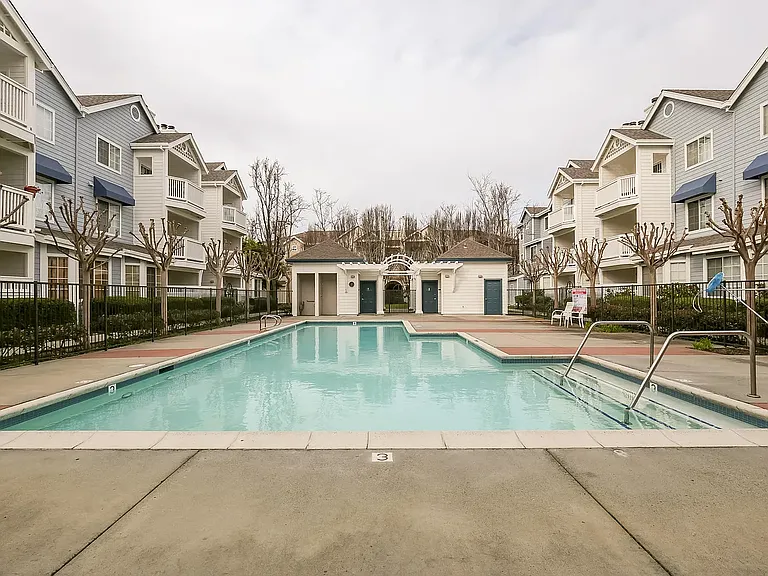615 Arcadia Ter #101 — Photo 15