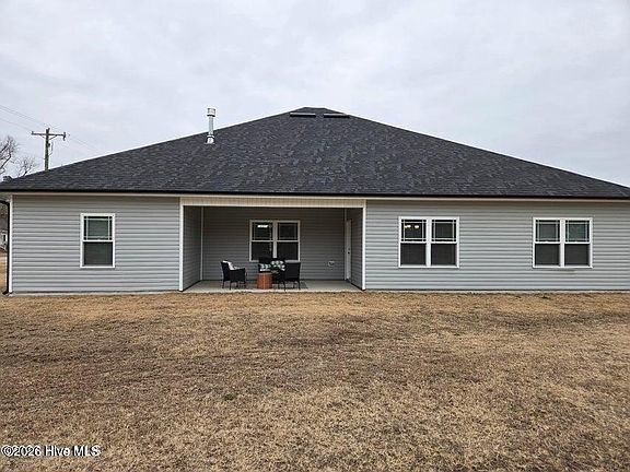 3rd image of 1088 Wood Creek Road NE