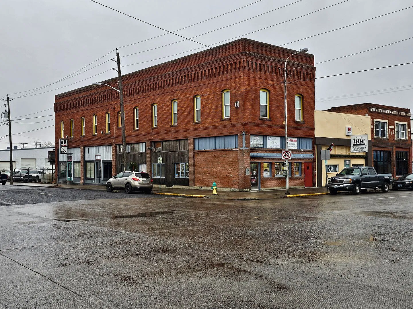 221 Fir St. — Photo 1