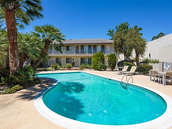 3rd image of 6154 Coldwater Canyon Ave #7