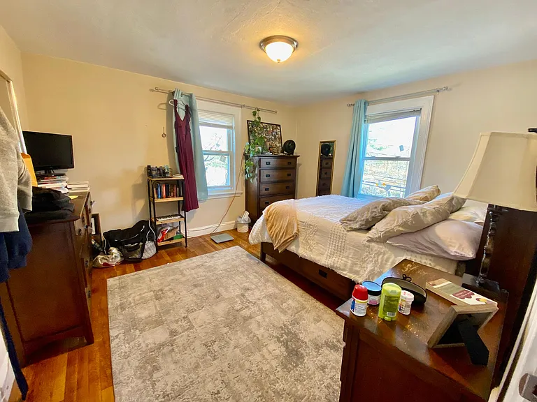 4907 Washington St #3R — Photo 10