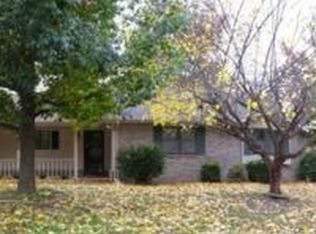 800 S Petite Ct, Rogers, AR 72758