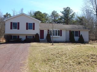 128 Azalea Dr, Albrightsville, PA 18210