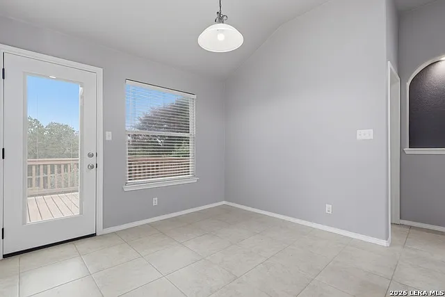 21207 Encino Ash — Photo 11