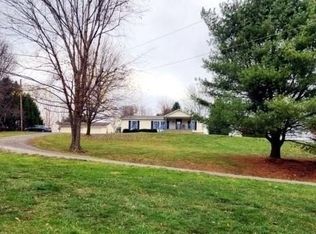 23446 Ridge Rd, Minerva, OH 44657