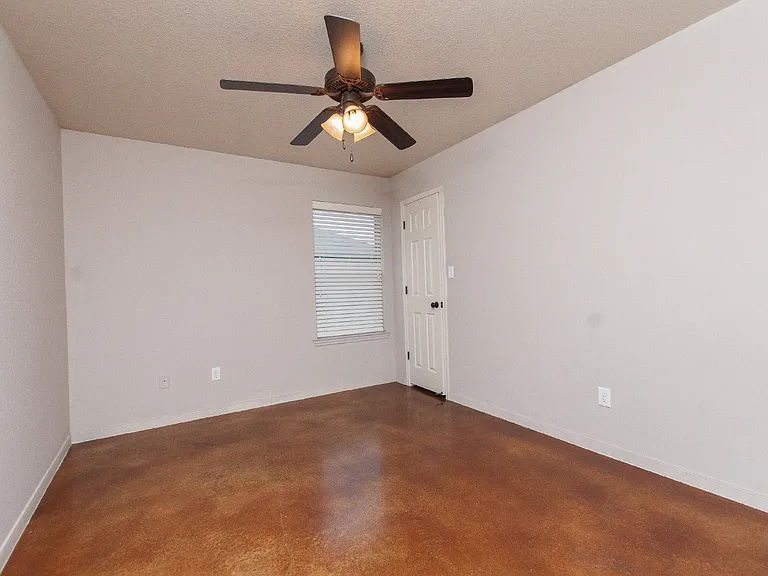 4421 Brutus Ln #A — Photo 10