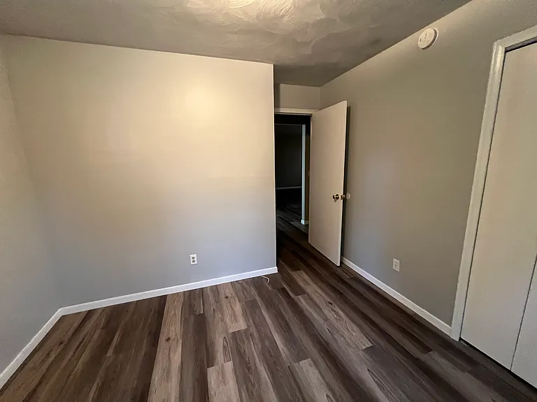 2421 Pollard Rd — Photo 8