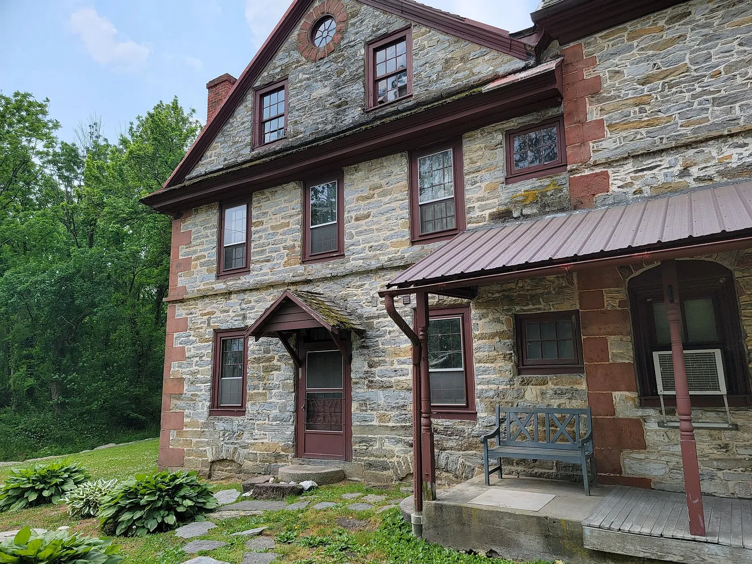 1 bed, $995 — Photo 2
