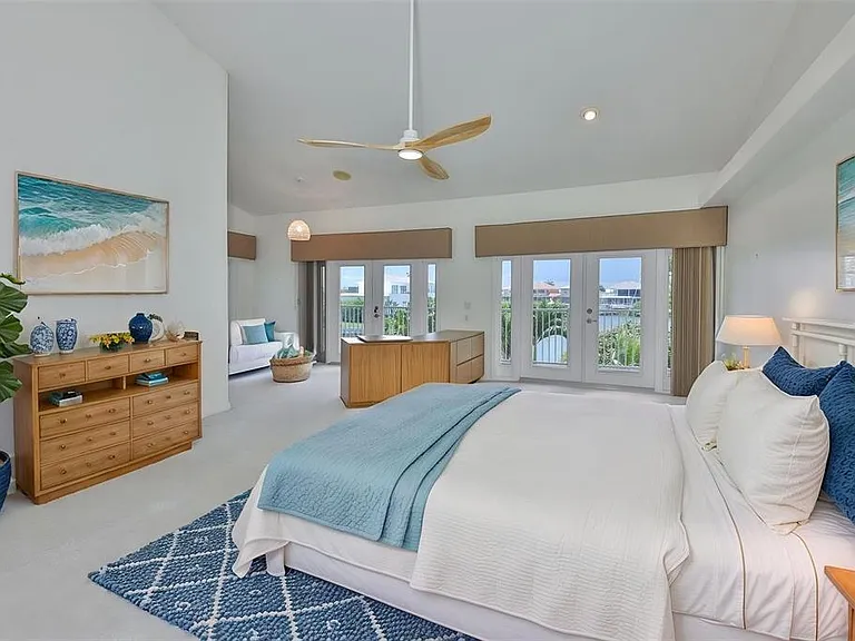 929 Symphony Isles Blvd — Photo 30