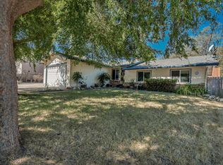 3630 Summit Dr, Redding, CA 96001