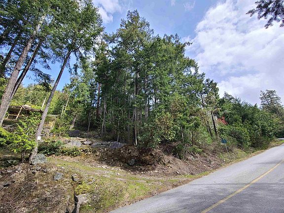 4th image of 3 Sinclair Bay Rd