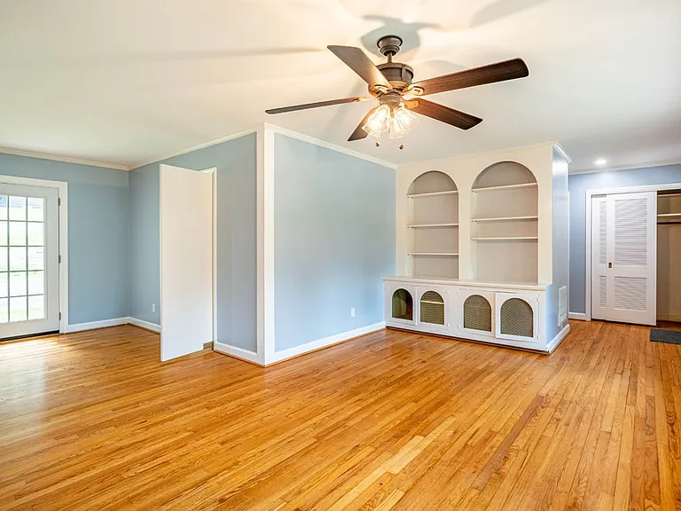 4222 Arbutus Dr — Photo 18