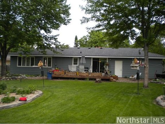 3rd image of 2987 Winthrop Dr N