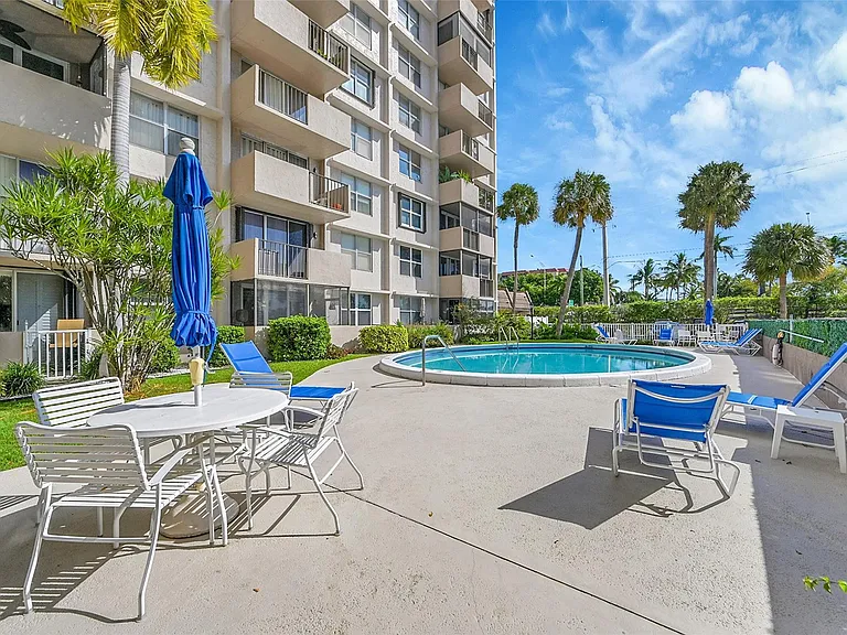 777 S Federal Hwy #Penthouse 4 — Photo 19