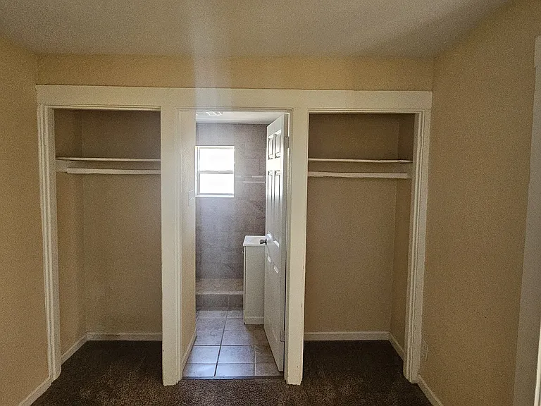 3311 Hueco Ave — Photo 7
