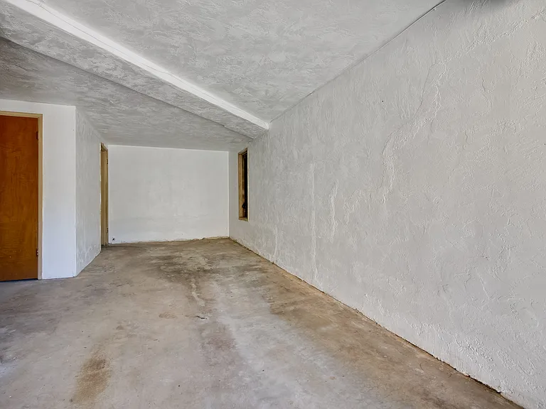 2908 Birdsall Ave #2908 — Photo 53
