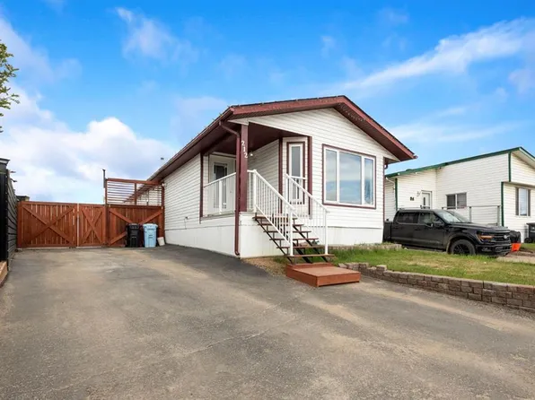 212 N Gregoire Cres, Wood Buffalo, AB T9H 2L4
