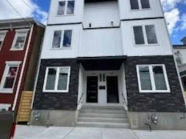 818 S Clinton Ave, Trenton, NJ 08611