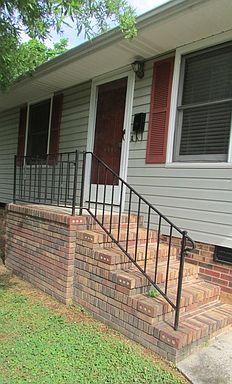 2nd image of 1118 Balthis Dr