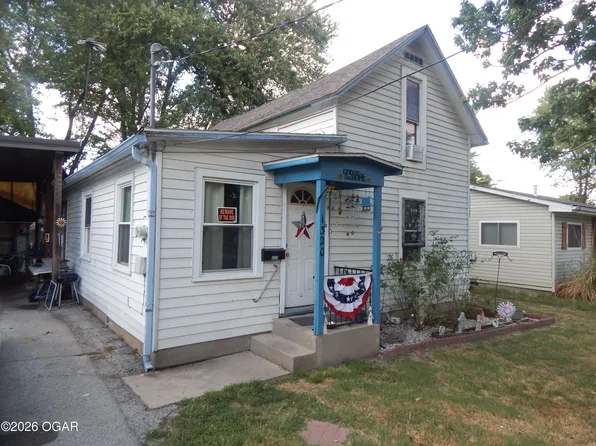 1320 S Oronogo St, Webb City, MO 64870
