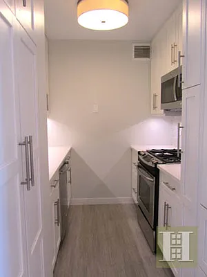 Rented by Halstead Real Estate | media 7