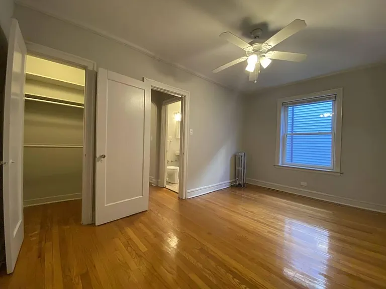 1261 W Argyle — Photo 14