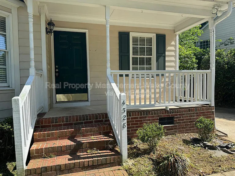 4328 Bartholomew Cir — Photo 3