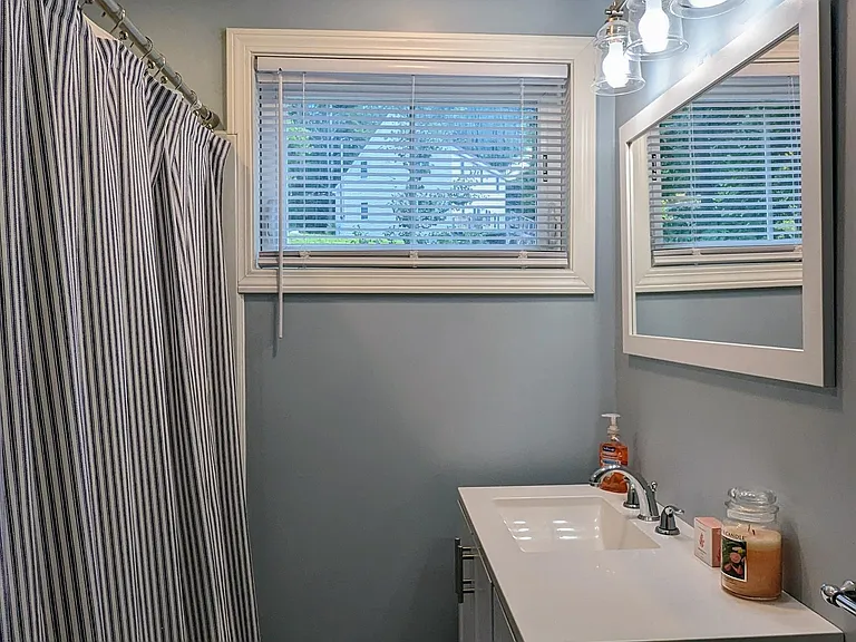 52 Crestview Dr — Photo 6
