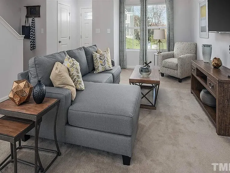 1203 Bent Willow Dr — Photo 2