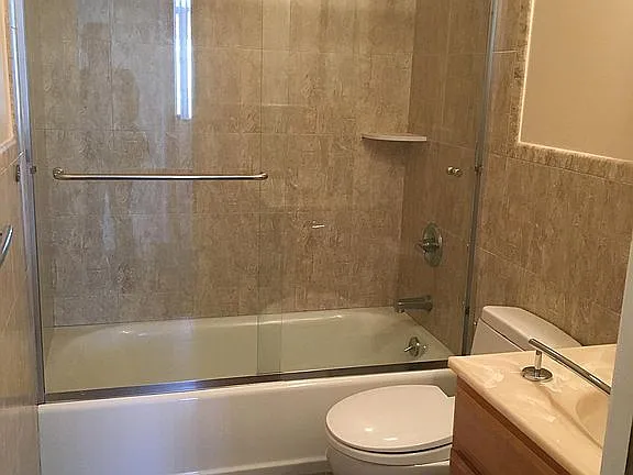 2 bed, 900 sqft, $5,800 — Photo 4