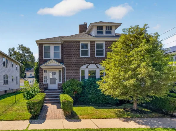 (undisclosed Address), Quincy, MA 02171