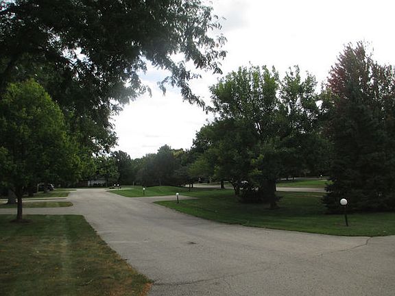 2nd image of 2712 Greenwood Acres Dr #0