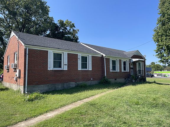 3rd image of 22 E Thompson Ln