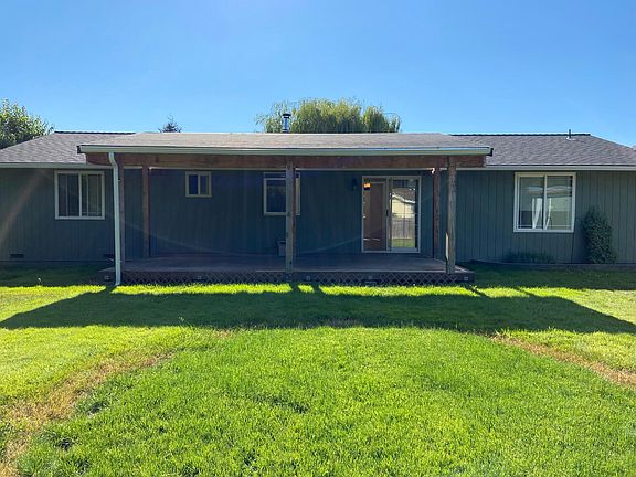 2nd image of 7123 65th Ave NE