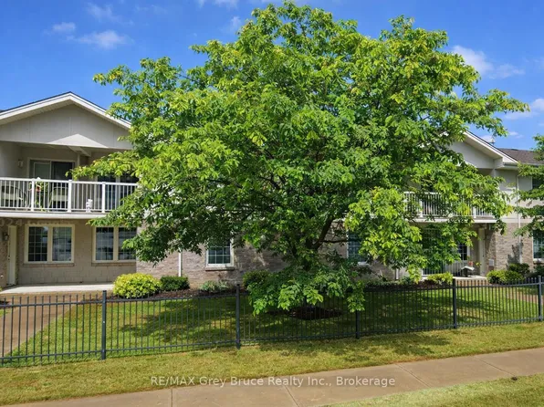 1550 12th Ave E #204, Owen Sound, ON N4K 6N3