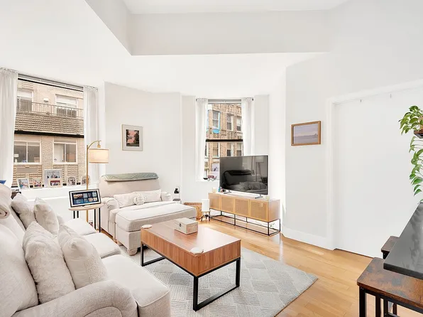 99 John St APT 1007, New York, NY 10038