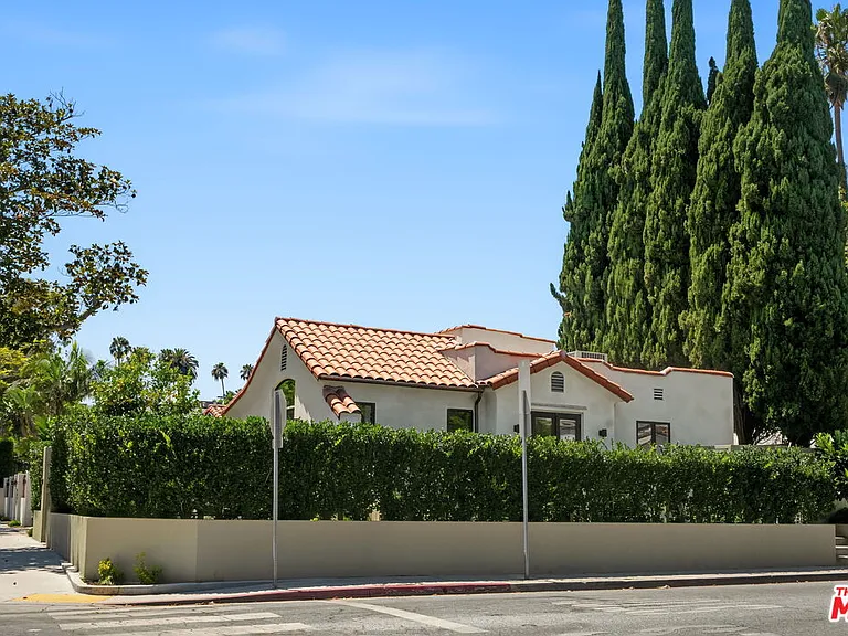 9001 Rosewood Ave — Photo 44