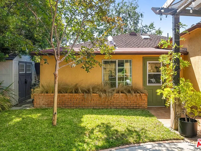 10963 Lindblade St — Photo 33
