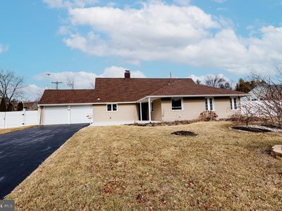 68 Forsythia Dr S, Levittown, PA, 19056