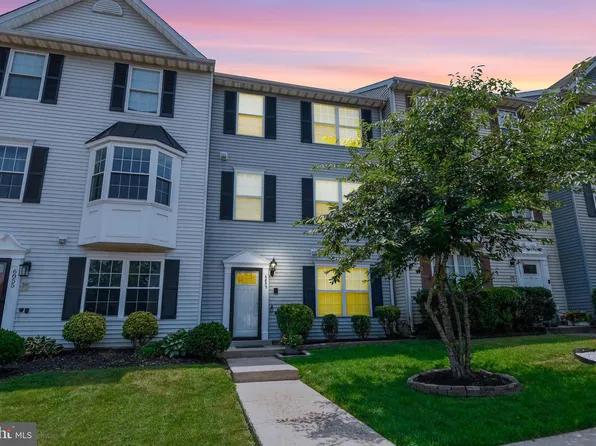 6853 Jade Ct, Capitol Heights, MD 20743