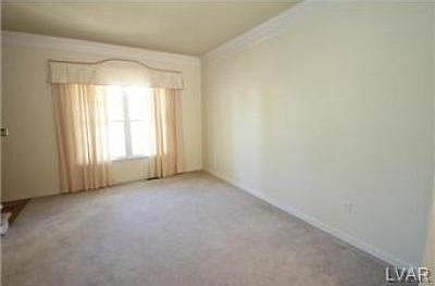 4th image of 21 Hopewell Dr