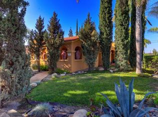 926 N Olive St, Santa Ana, CA 92703
